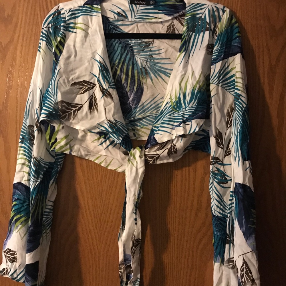 Crop cross over top